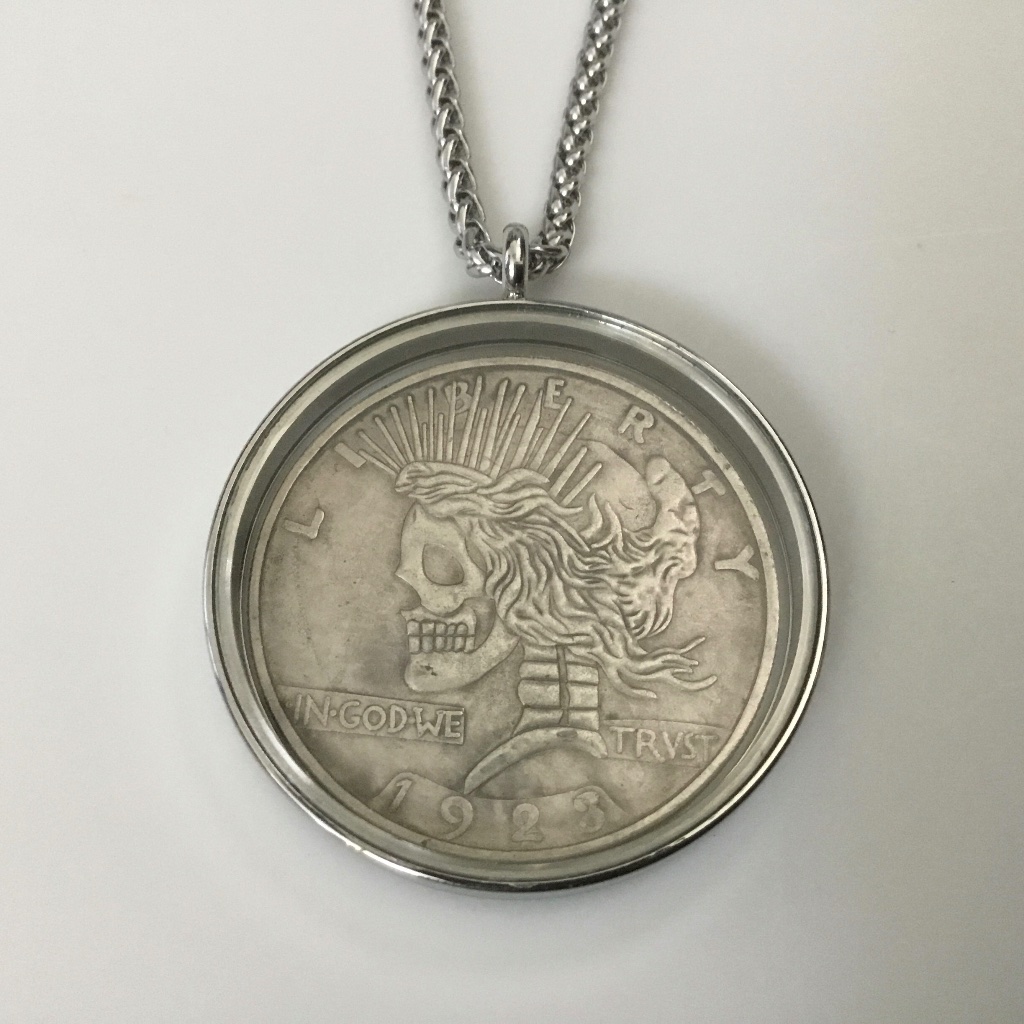 Queen Punk Skull Mohawk Coin Stainless Locket 60cm Wheat Link Chain 26$